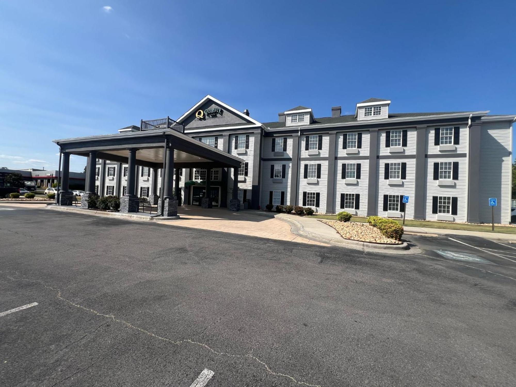 Quality Inn Rome South Exterior photo
